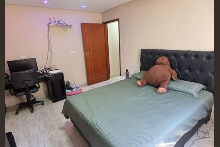 Casa à venda com 215m², 3 quartos e 2 vagas