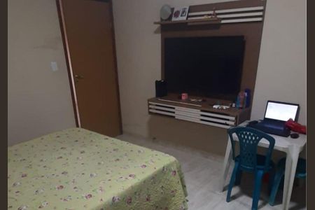 Casa à venda com 215m², 3 quartos e 2 vagas