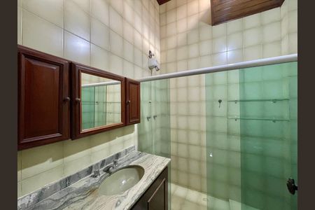 Casa à venda com 623m², 4 quartos e 4 vagas