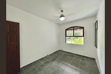 Casa à venda com 623m², 4 quartos e 4 vagas
