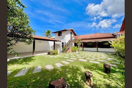 Casa à venda com 623m², 4 quartos e 4 vagas
