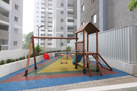 Apartamento para alugar com 36m², 2 quartos e sem vagaÁrea comum - Playground
