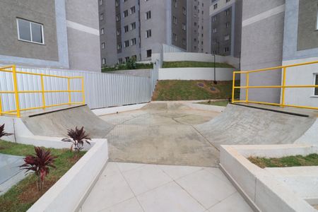 Apartamento para alugar com 36m², 2 quartos e sem vagaÁrea comum - Pista de Skate
