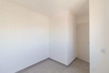 Quarto 2 de apartamento para alugar com 2 quartos, 36m² em Jaguaribe, Osasco