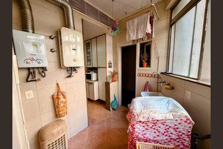 Apartamento à venda com 219m², 4 quartos e 2 vagas