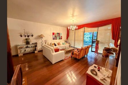 Apartamento à venda com 219m², 4 quartos e 2 vagas