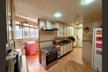 Apartamento à venda com 219m², 4 quartos e 2 vagas