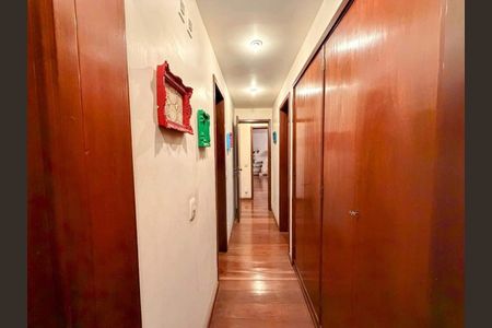 Apartamento à venda com 219m², 4 quartos e 2 vagas