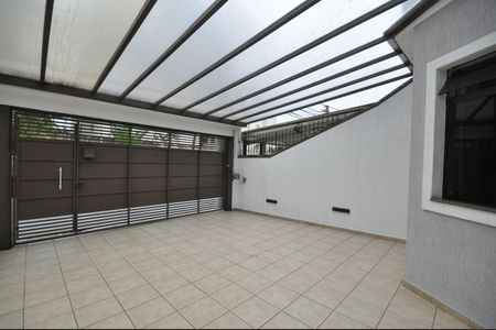 Casa à venda com 200m², 4 quartos e 2 vagasGaragem