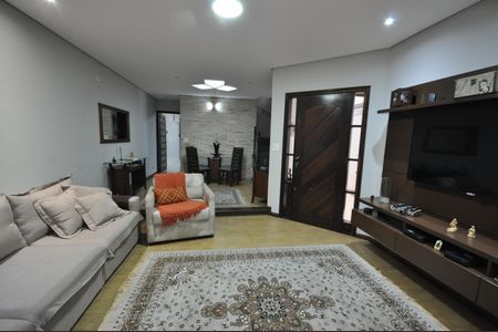 Casa à venda com 200m², 4 quartos e 2 vagasSala