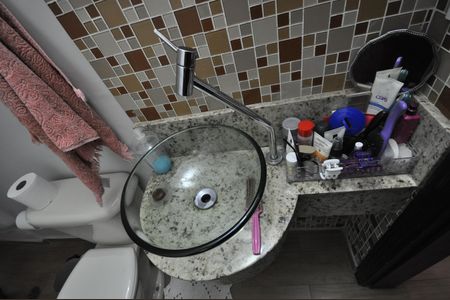 Casa à venda com 200m², 4 quartos e 2 vagasLavabo