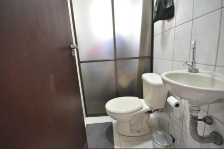 Casa à venda com 200m², 4 quartos e 2 vagasBanheiro de serviço