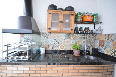 Casa à venda com 200m², 4 quartos e 2 vagasChurrasqueira