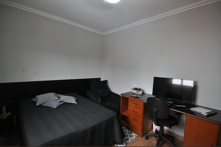 Casa à venda com 200m², 4 quartos e 2 vagasQuarto 4