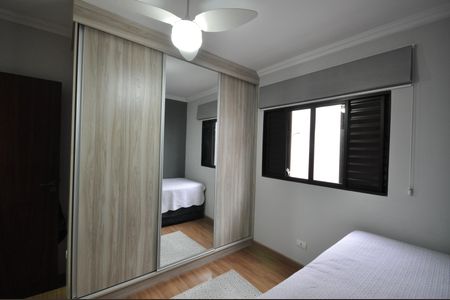 Casa à venda com 200m², 4 quartos e 2 vagasQuarto 2