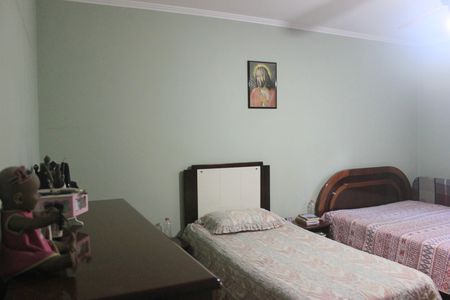 Quarto 1 de casa à venda com 2 quartos, 117m² em Vila Iris, Guarulhos