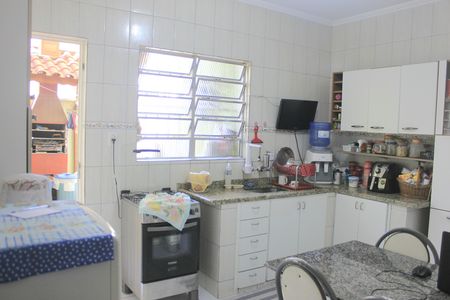 Cozinha de casa à venda com 2 quartos, 117m² em Vila Iris, Guarulhos