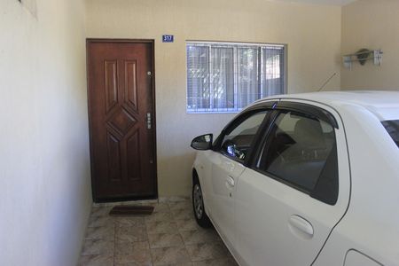 Garagem de casa à venda com 2 quartos, 117m² em Vila Iris, Guarulhos