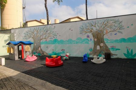 Casa de condomínio à venda com 120m², 3 quartos e 2 vagas Casa de condomínio à venda com 120m², 3 quartos e 2 vagasÁrea comum - Playground