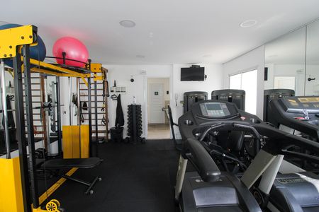 Casa de condomínio à venda com 120m², 3 quartos e 2 vagas Casa de condomínio à venda com 120m², 3 quartos e 2 vagasÁrea comum - Academia