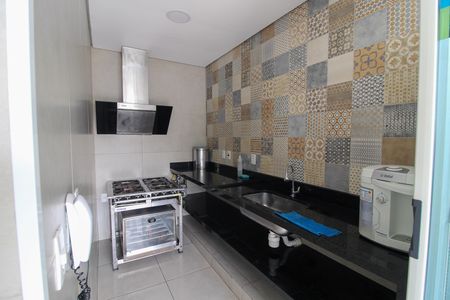 Casa de condomínio à venda com 120m², 3 quartos e 2 vagas Casa de condomínio à venda com 120m², 3 quartos e 2 vagasÁrea comum - Salão de festas