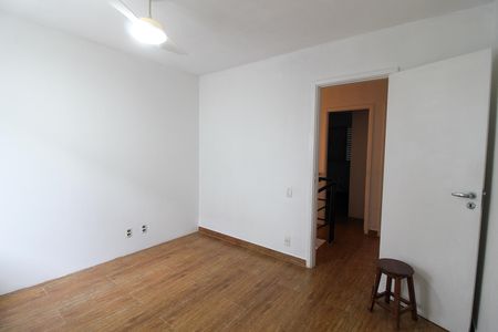 Casa de condomínio à venda com 120m², 3 quartos e 2 vagas Casa de condomínio à venda com 120m², 3 quartos e 2 vagasQuarto 1