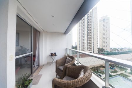 Apartamento à venda com 88m², 3 quartos e 2 vagas Apartamento à venda com 88m², 3 quartos e 2 vagasVaranda da Sala