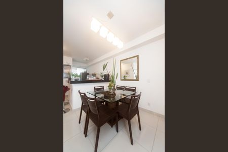Apartamento à venda com 88m², 3 quartos e 2 vagas Apartamento à venda com 88m², 3 quartos e 2 vagasSala de Jantar