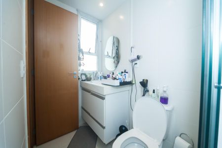 Apartamento à venda com 88m², 3 quartos e 2 vagas Apartamento à venda com 88m², 3 quartos e 2 vagasBanheiro suite