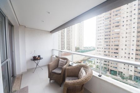 Apartamento à venda com 88m², 3 quartos e 2 vagas Apartamento à venda com 88m², 3 quartos e 2 vagasVaranda da Sala