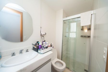 Apartamento à venda com 88m², 3 quartos e 2 vagas Apartamento à venda com 88m², 3 quartos e 2 vagasBanheiro suite