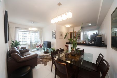 Apartamento à venda com 88m², 3 quartos e 2 vagas Apartamento à venda com 88m², 3 quartos e 2 vagasSala de Jantar