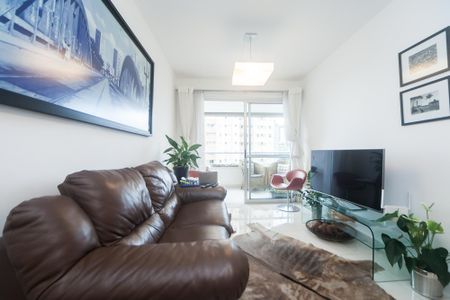 Apartamento à venda com 88m², 3 quartos e 2 vagas Apartamento à venda com 88m², 3 quartos e 2 vagasSala de TV