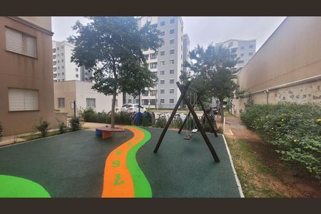 Apartamento à venda com 41m², 2 quartos e sem vaga Apartamento à venda com 41m², 2 quartos e sem vagaÁrea comum - Playground