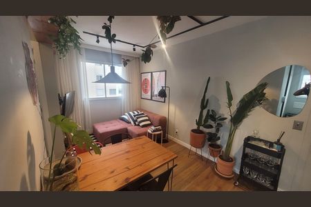 Apartamento à venda com 41m², 2 quartos e sem vaga Apartamento à venda com 41m², 2 quartos e sem vagaSala
