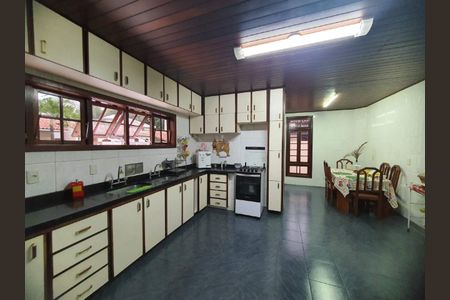 Casa à venda com 419m², 5 quartos e 4 vagas