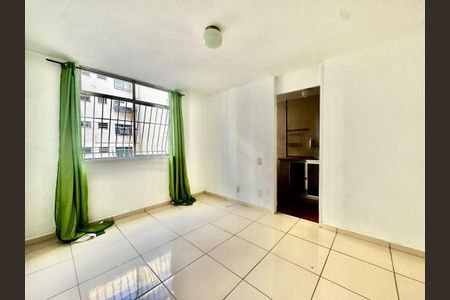 Apartamento à venda com 2 quartos, 53m² em Cubango, Niterói