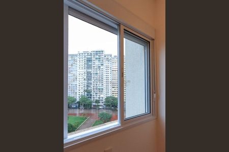 Apartamento à venda com 42m², 1 quarto e sem vaga