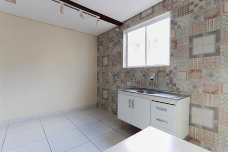 Casa para alugar com 80m², 2 quartos e sem vagaCozinha