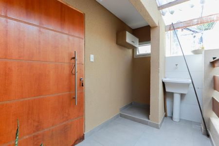 Casa para alugar com 80m², 2 quartos e sem vagaÁrea de serviço