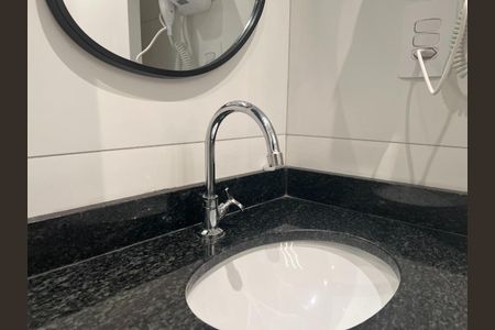 Apartamento à venda com 28m², 1 quarto e sem vaga