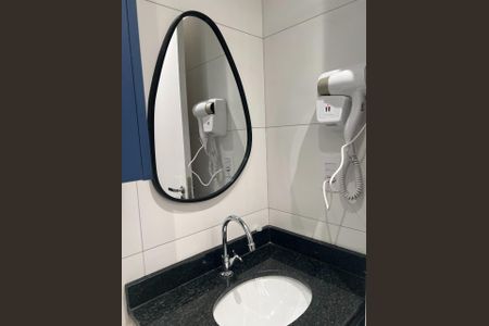 Apartamento à venda com 28m², 1 quarto e sem vaga