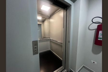 Apartamento à venda com 28m², 1 quarto e sem vaga