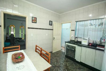Casa à venda com 2 quartos, 125m² em Jardim Santo André, Santo André
