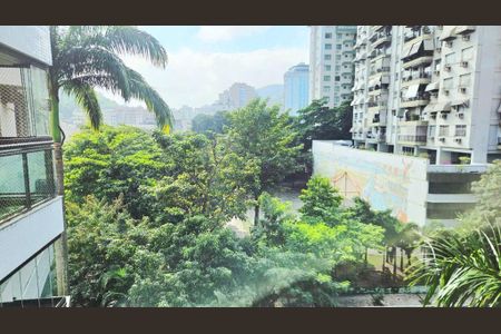 Apartamento à venda com 90m², 2 quartos e 1 vaga