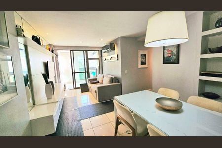 Apartamento à venda com 90m², 2 quartos e 1 vaga