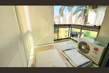 Apartamento à venda com 90m², 2 quartos e 1 vaga