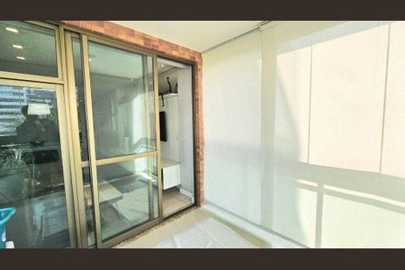 Apartamento à venda com 90m², 2 quartos e 1 vaga