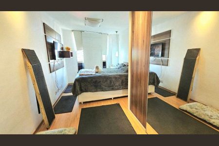 Apartamento à venda com 90m², 2 quartos e 1 vaga