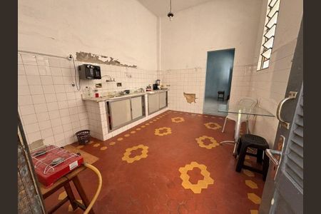 Casa à venda com 3 quartos, 120m² em São Domingos, Niterói